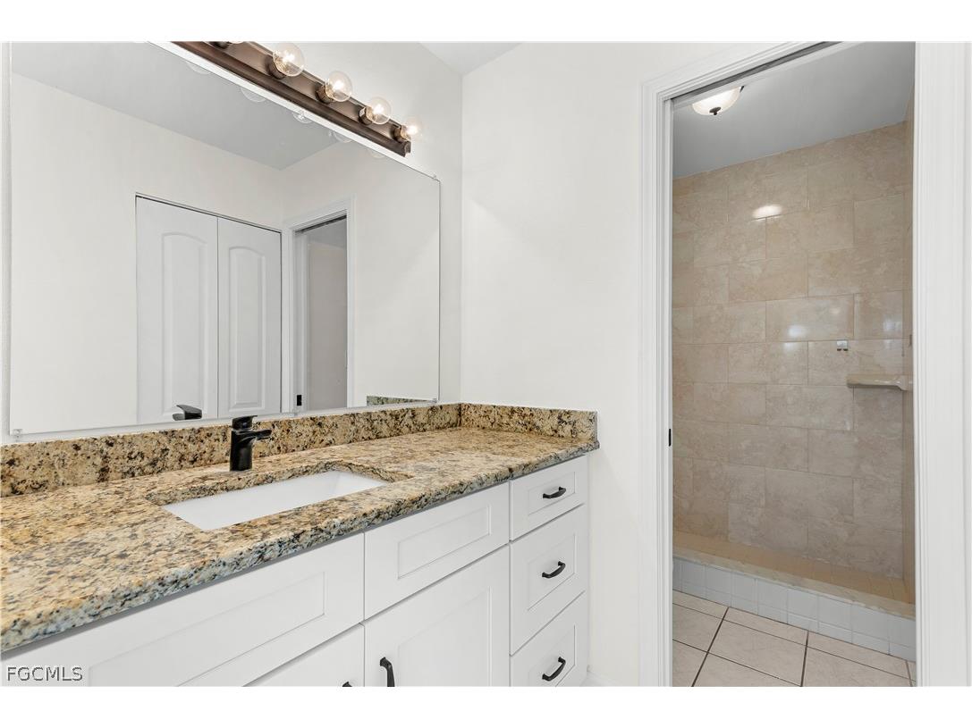 6479 Royal Woods Drive Fort Myers FL 33908 2026007891 image13