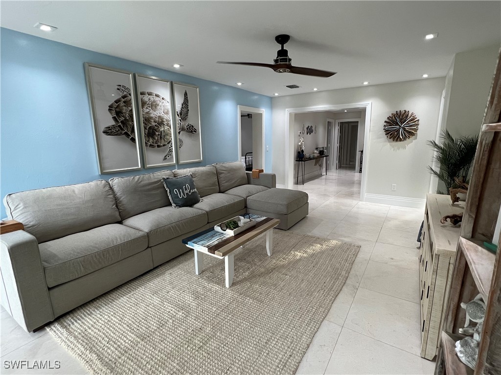 648 100th Avenue N Naples FL 34108 225085040 image4