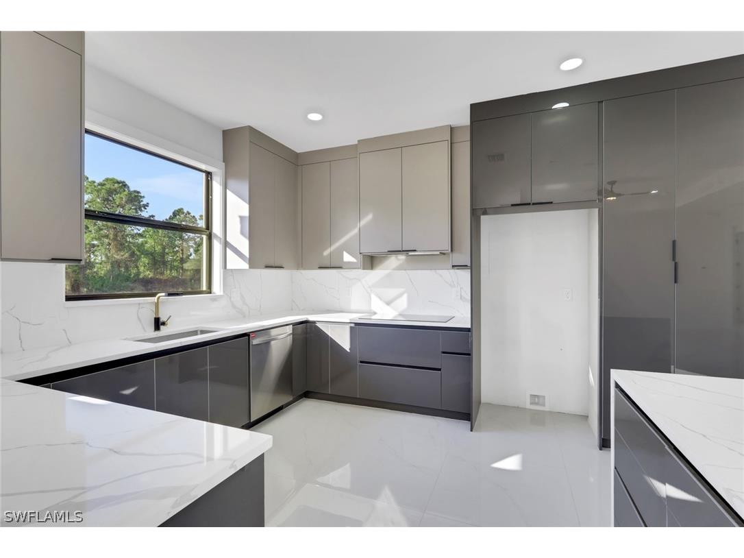 648 Ames Street E Lehigh Acres FL 33974 226005595 image10