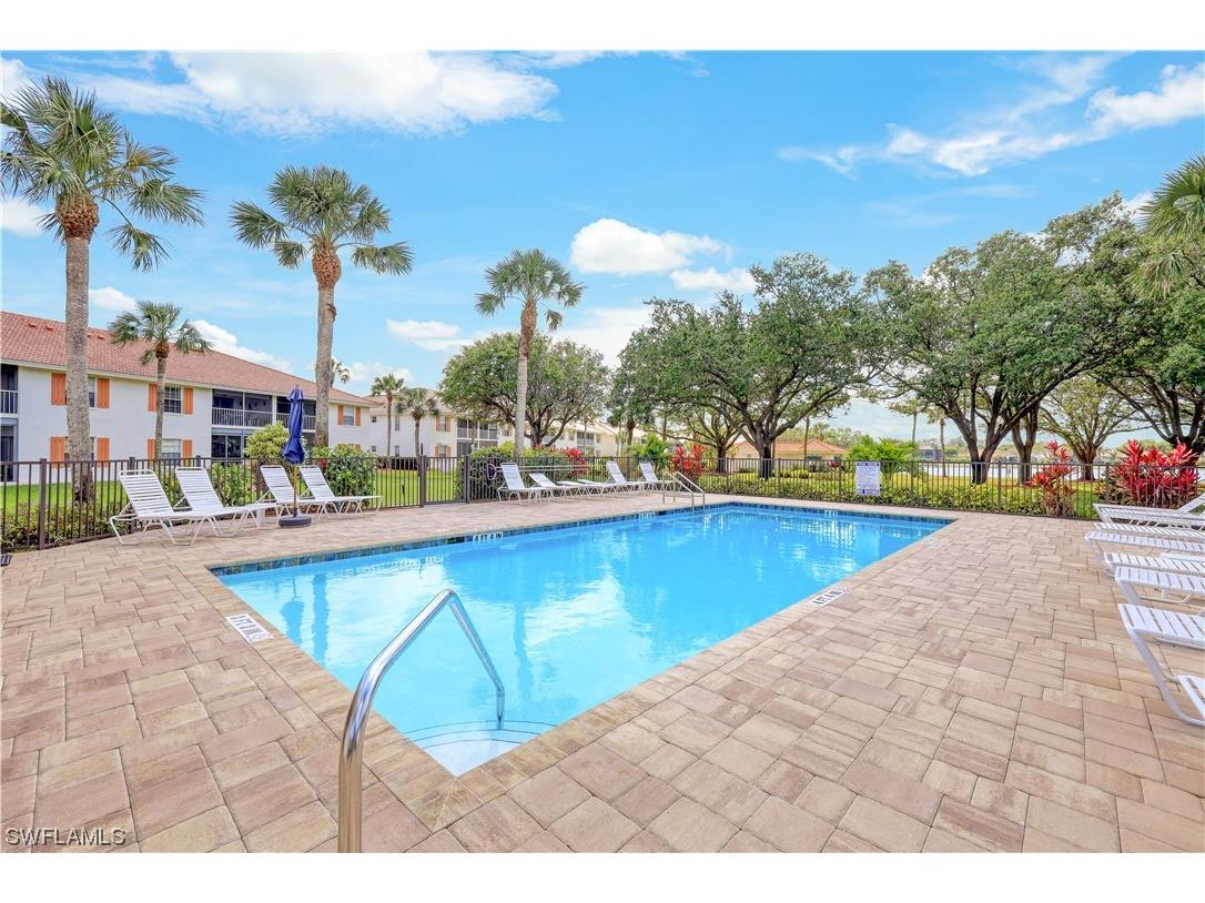 648 Mardel Court #704 Naples FL 34104 223020488 image1