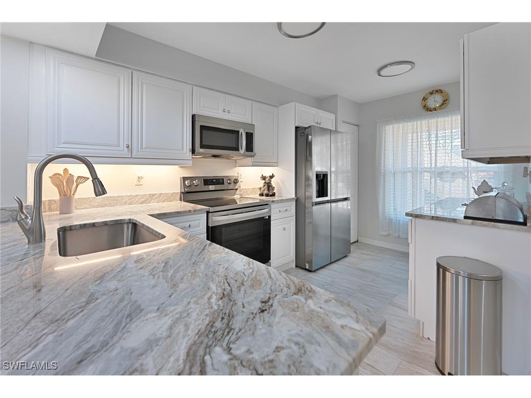 6480 Huntington Lakes Circle #103 Naples FL 34119 226003579 image1