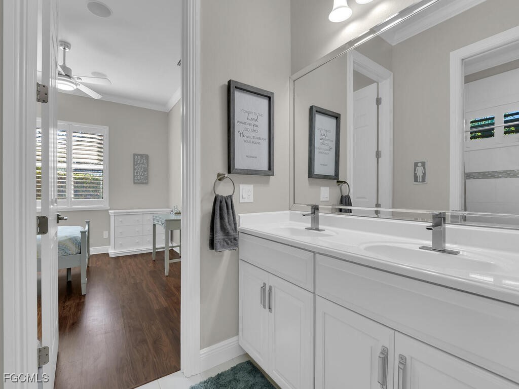 6480 Pine Cone Court Fort Myers FL 33912 2025018289 image24