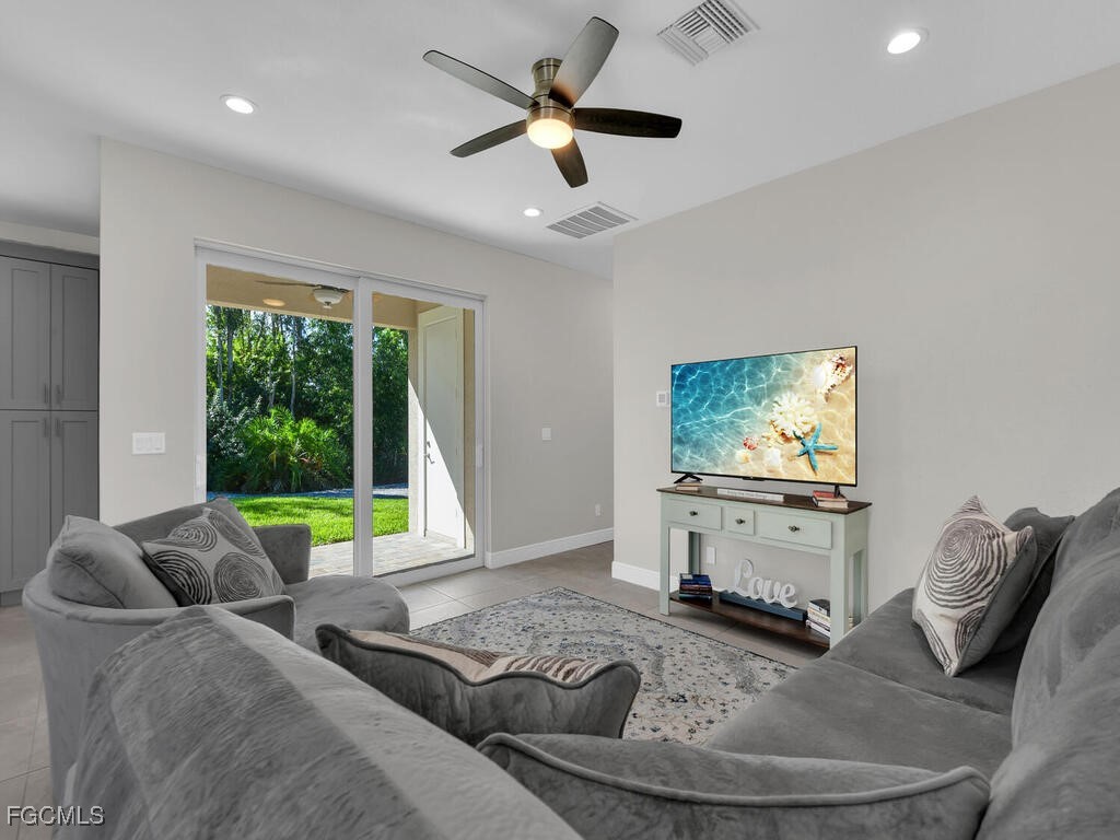 6480 Pine Cone Court Fort Myers FL 33912 2025018289 image32