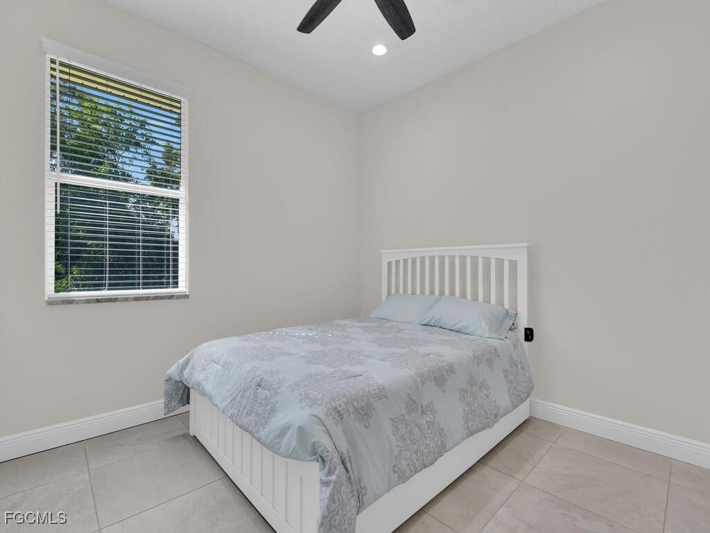 6480 Pine Cone Court Fort Myers FL 33912 2025018289 image35