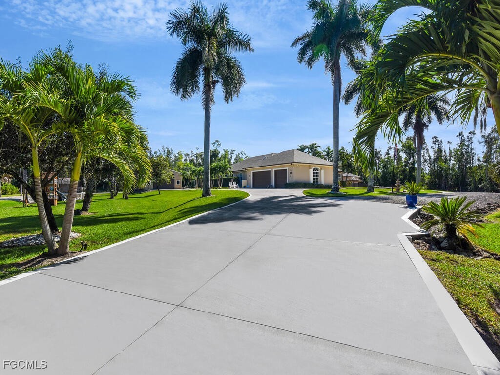 6480 Pine Cone Court Fort Myers FL 33912 2025018289 image47