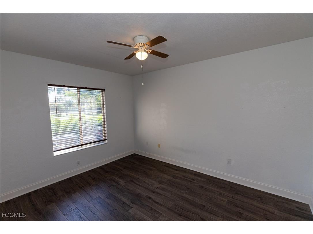 6481 Aragon Way #101 Fort Myers FL 33966 2025014742 image10