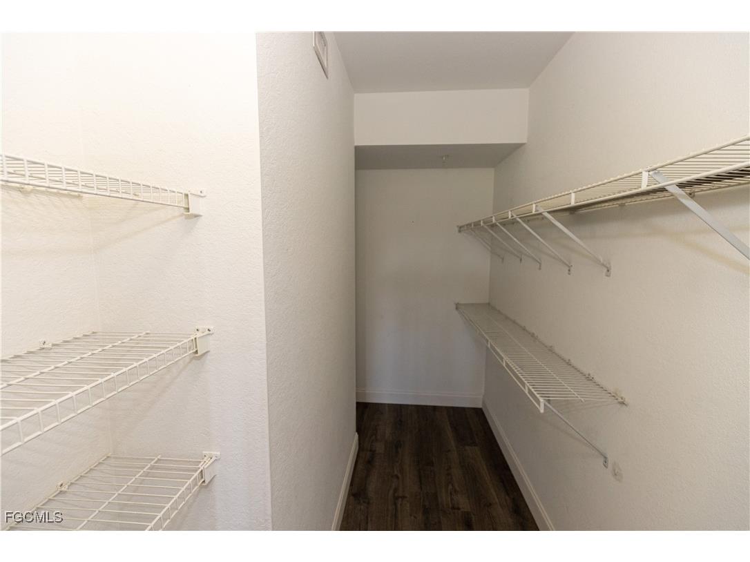 6481 Aragon Way #101 Fort Myers FL 33966 2025014742 image13