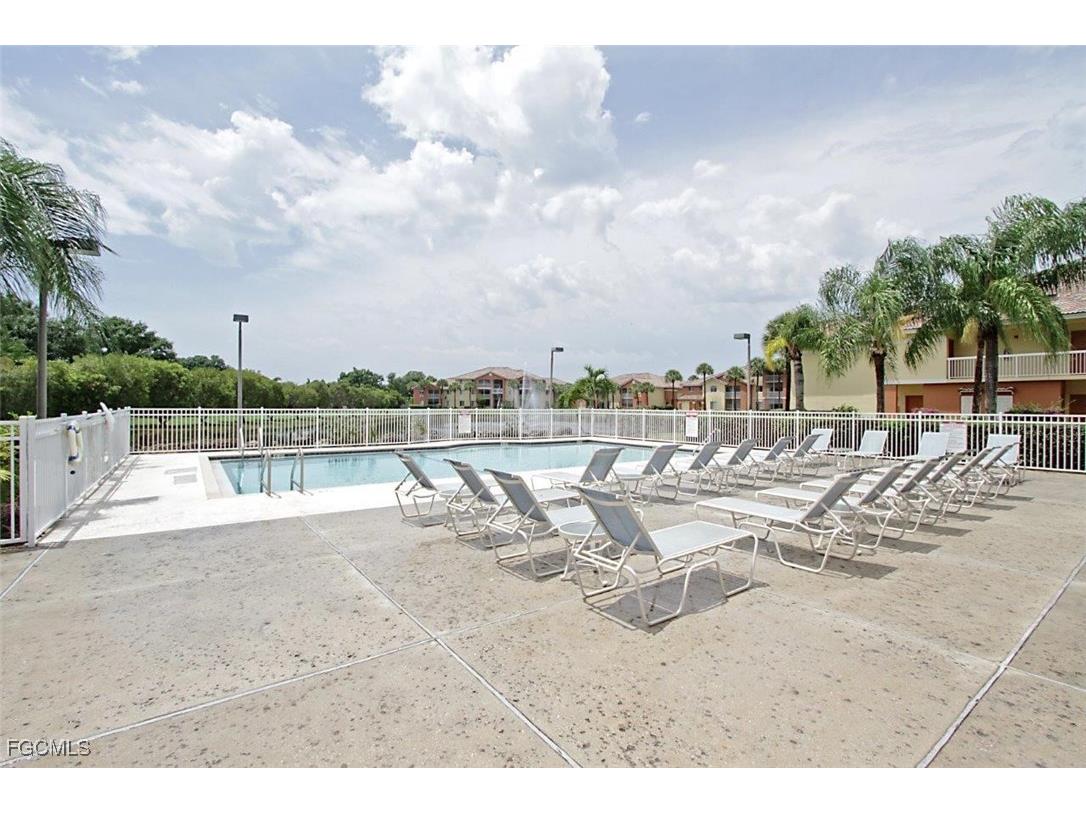 6481 Aragon Way #101 Fort Myers FL 33966 2025014742 image19