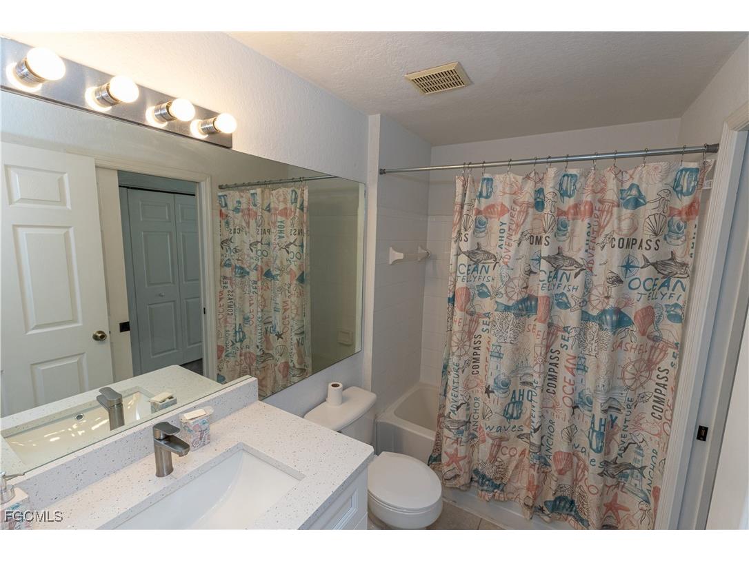 6481 Aragon Way #101 Fort Myers FL 33966 2025014742 image7