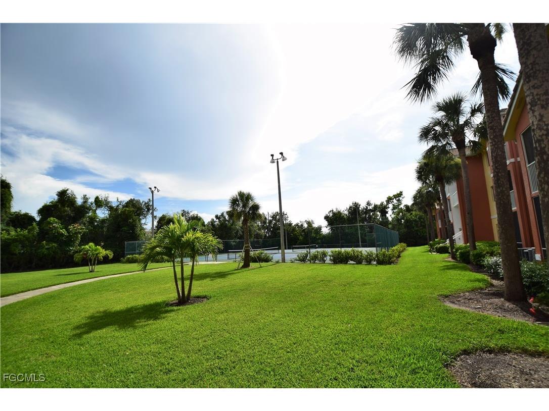 6481 Aragon Way #205 Fort Myers FL 33966 2025022521 image25