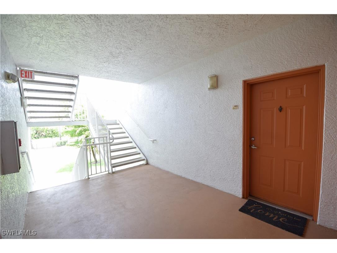6481 Aragon Way #205 Fort Myers FL 33966 225050334 image1