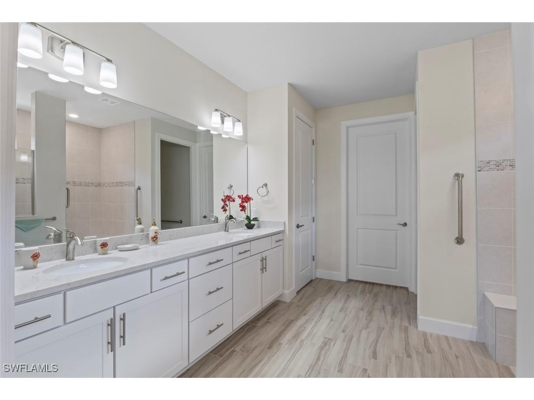 6483 Holiman Way Ave Maria FL 34142 225080964 image17