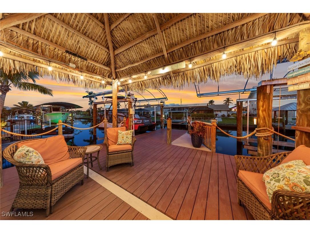 6485 Plumosa Avenue Fort Myers FL 33908 225017272 image1