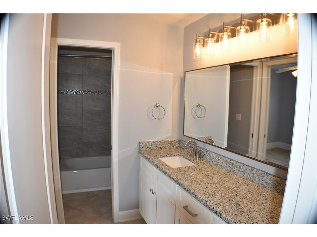 6487 Royal Woods Drive Fort Myers FL 33908 225043987 image12