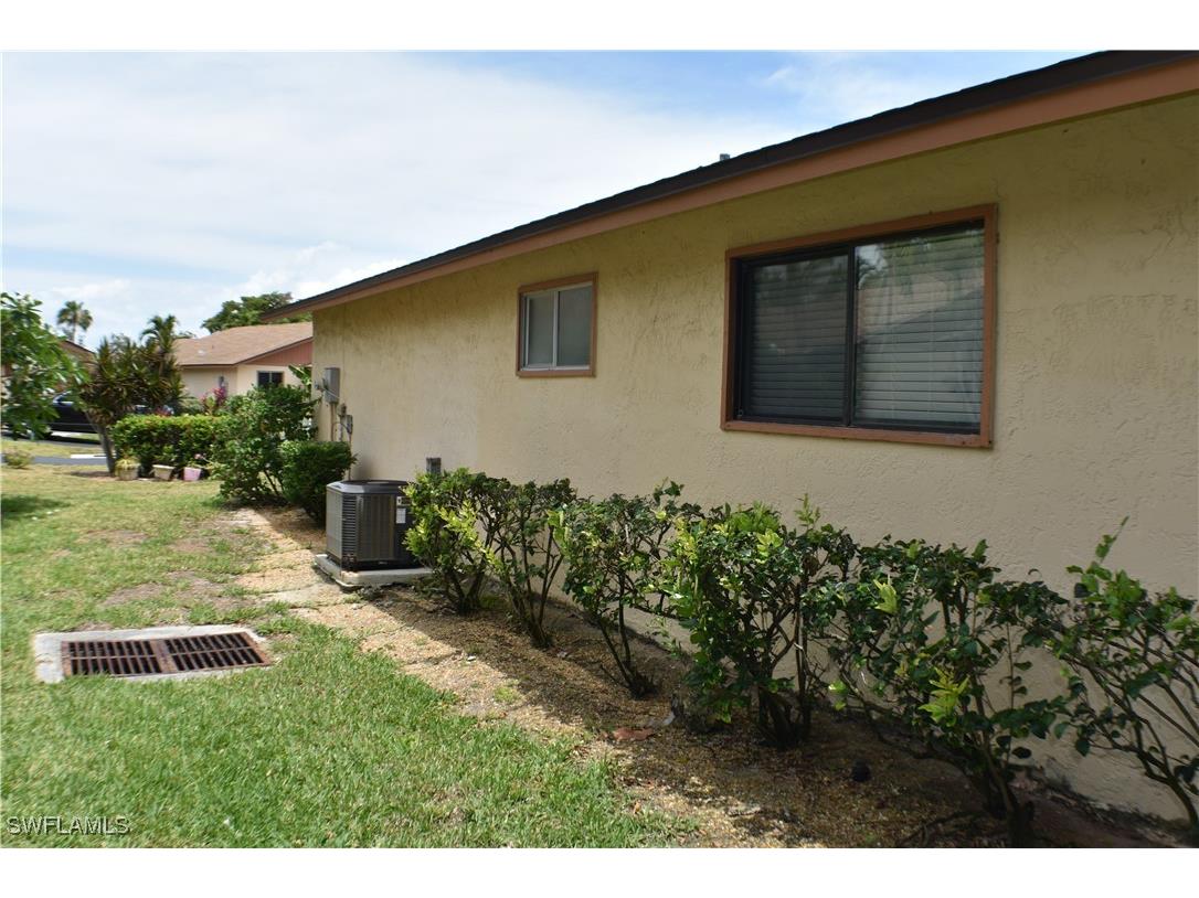 6487 Royal Woods Drive Fort Myers FL 33908 225043987 image5