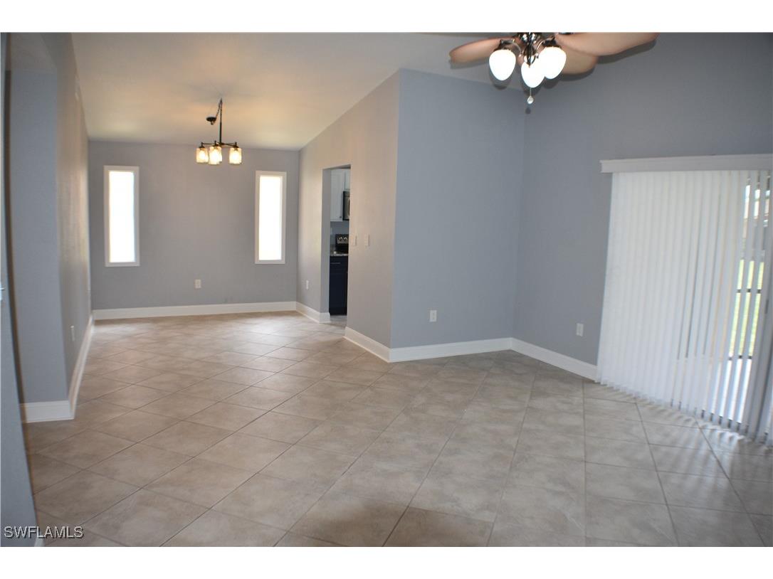 6487 Royal Woods Drive Fort Myers FL 33908 225043987 image8