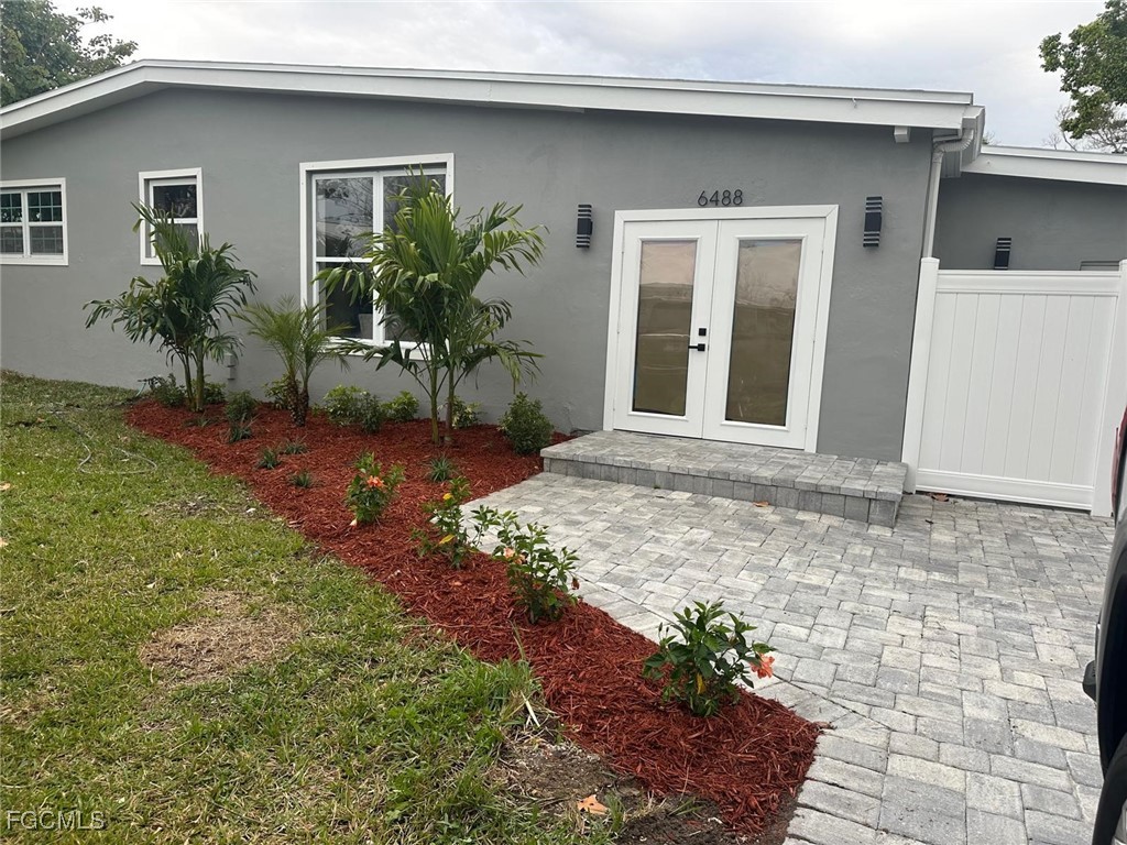 6488 Angle Place North Port FL 34287 2025006550 image23