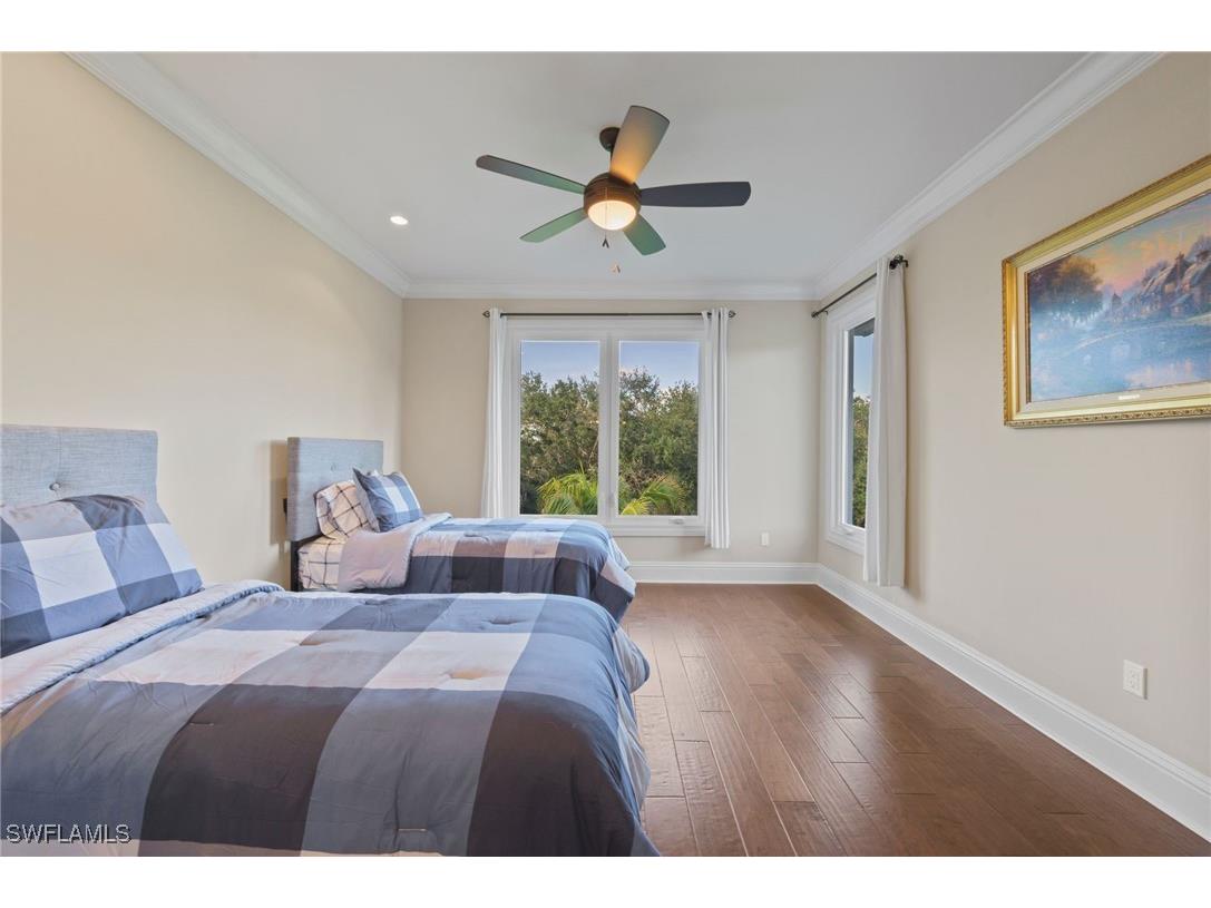 6489 Highcroft Drive Naples FL 34119 225069625 image20