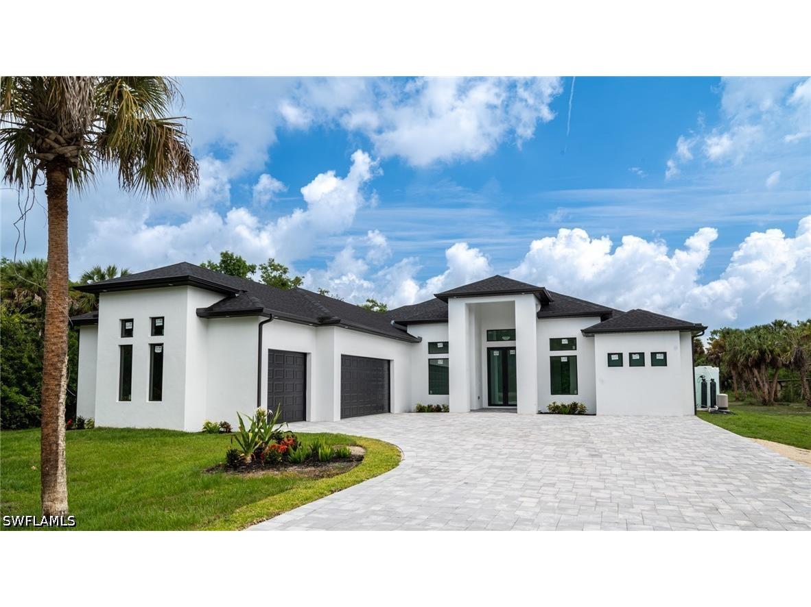 649 Golden Gate Boulevard E Naples FL 34120 226014788 image2