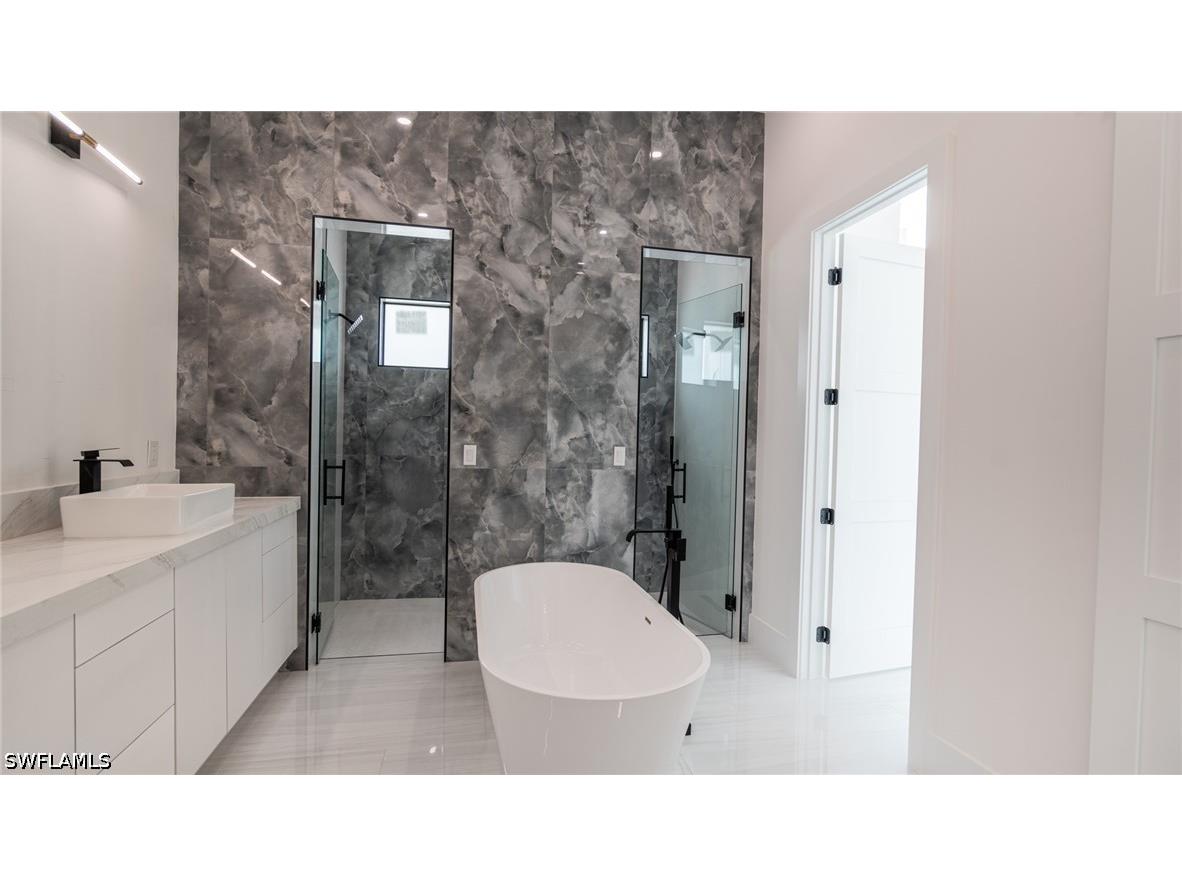 649 Golden Gate Boulevard E Naples FL 34120 226014788 image38