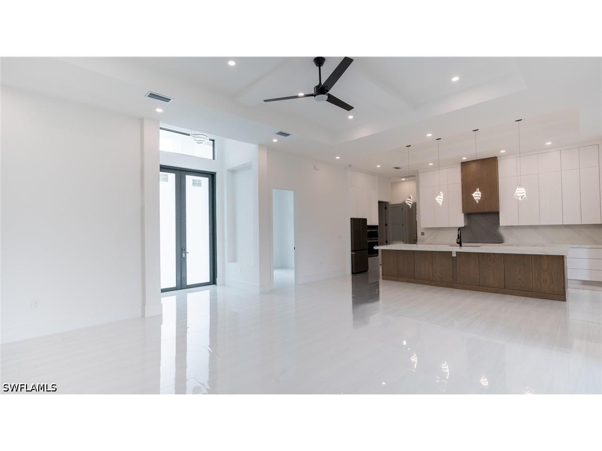 649 Golden Gate Boulevard E Naples FL 34120 226014788 image6