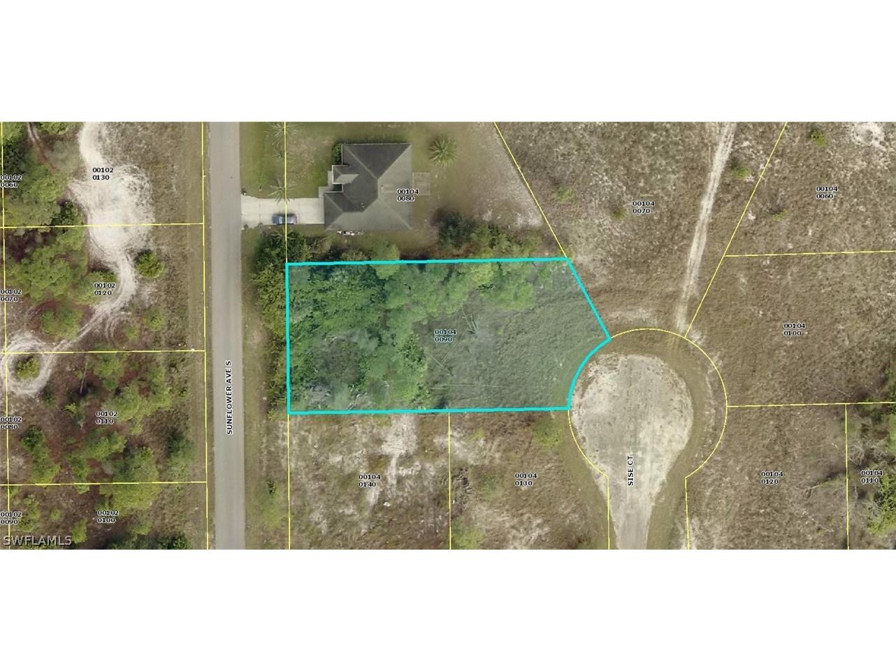 649 Sunflower Avenue S Lehigh Acres FL 33974 221052407 image1