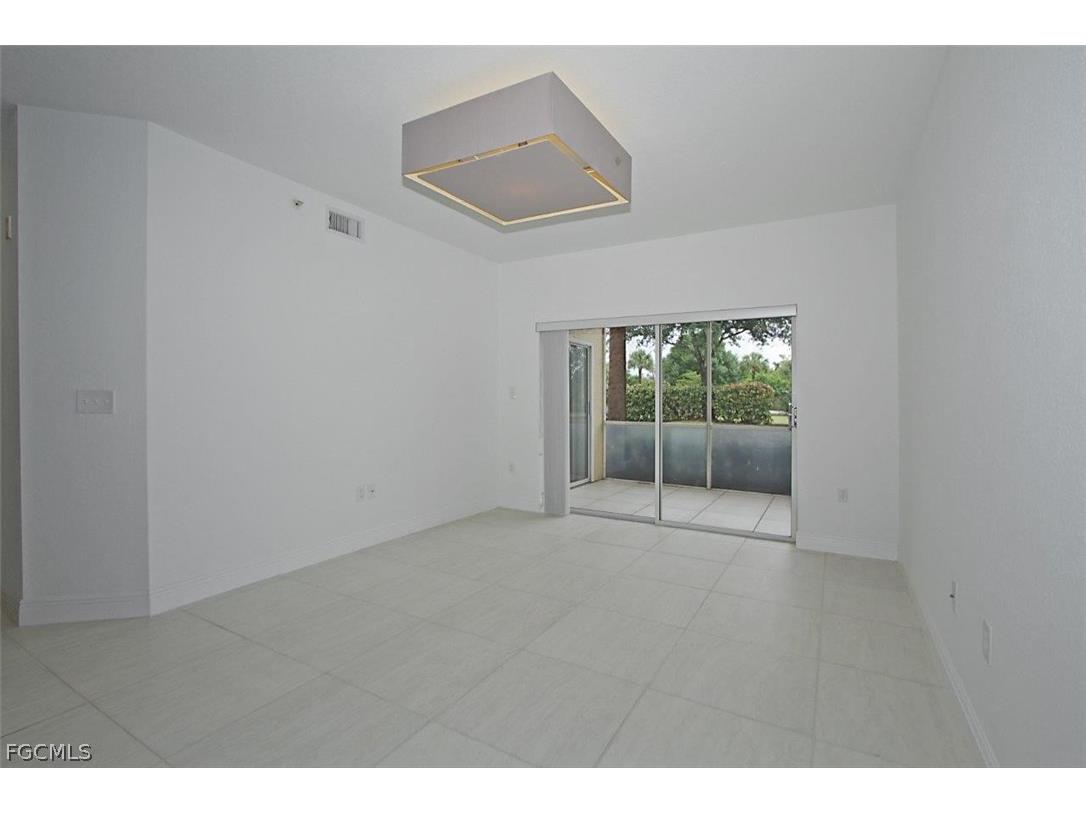 6490 Aragon Way #104 Fort Myers FL 33966 2026009160 image12
