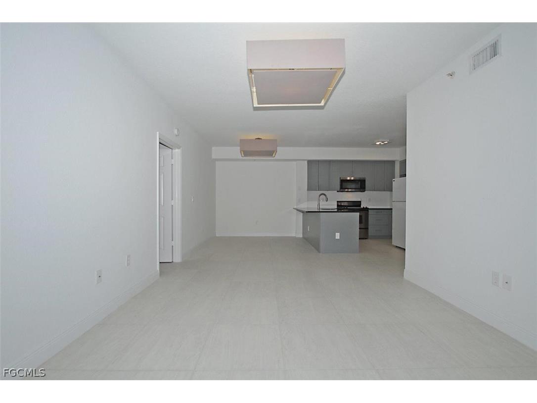 6490 Aragon Way #104 Fort Myers FL 33966 2026009160 image15