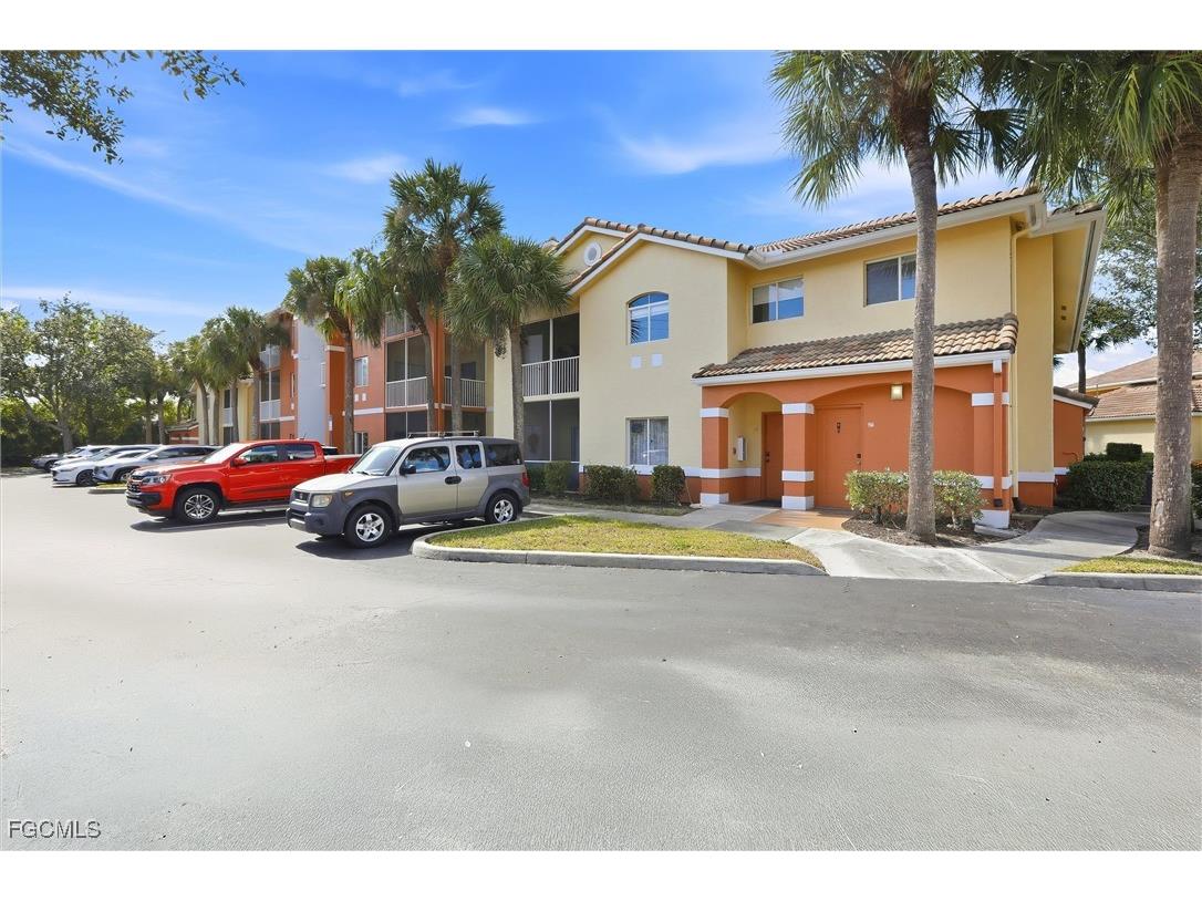 6490 Aragon Way #106 Fort Myers FL 33966 2026004134 image2