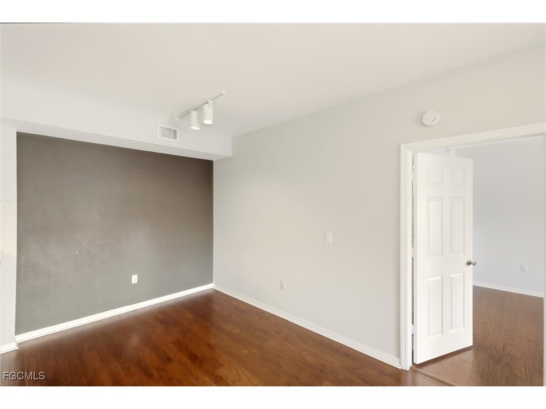 6490 Aragon Way #106 Fort Myers FL 33966 2026004134 image24