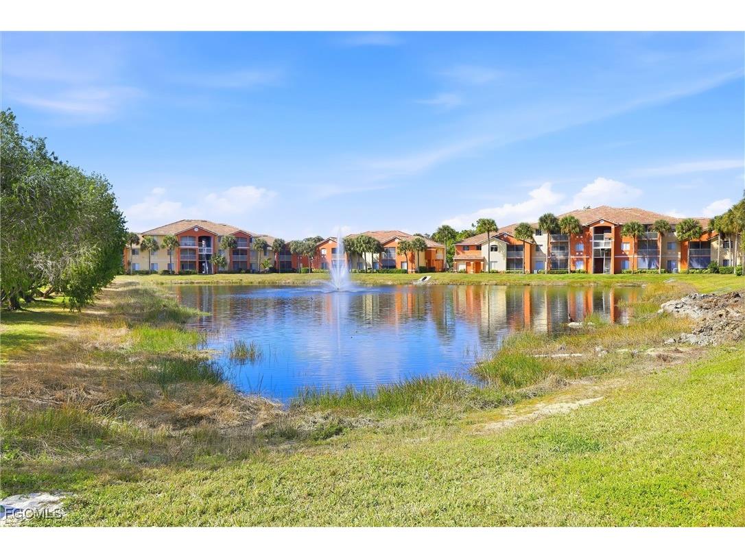 6490 Aragon Way #106 Fort Myers FL 33966 2026004134 image38