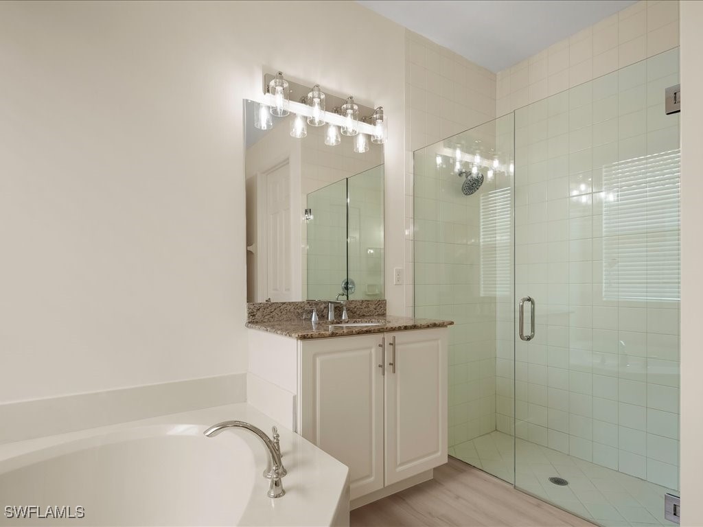 6491 Marbella Drive Naples FL 34105 225061094 image18