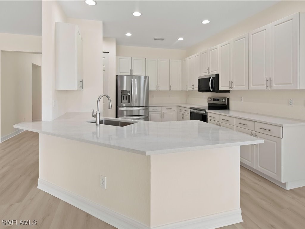 6491 Marbella Drive Naples FL 34105 225061094 image9