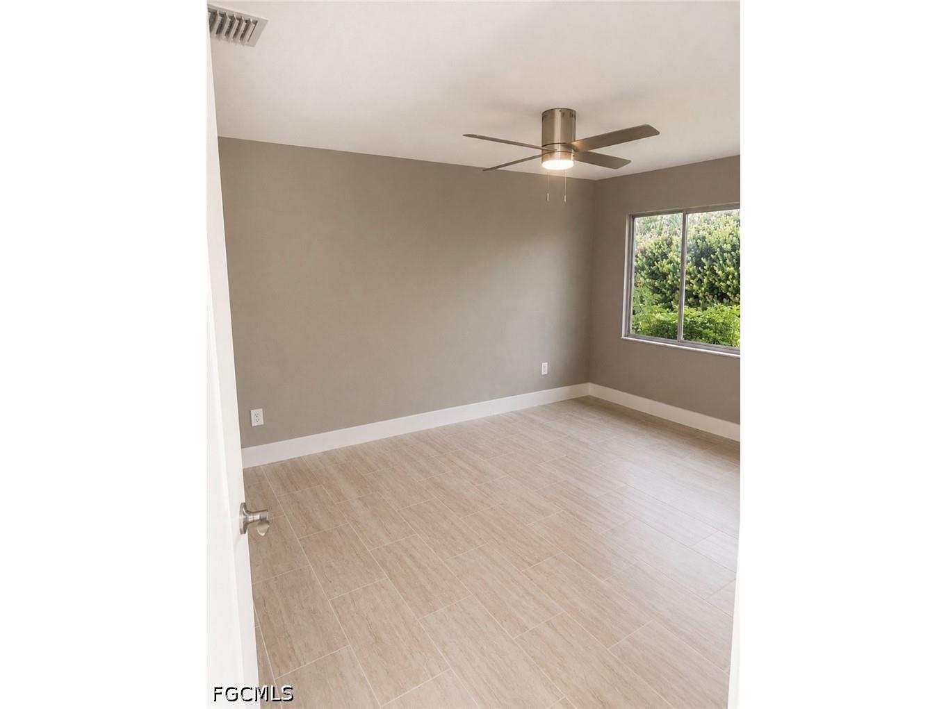 6491 Royal Woods Drive Fort Myers FL 33908 2026017155 image14