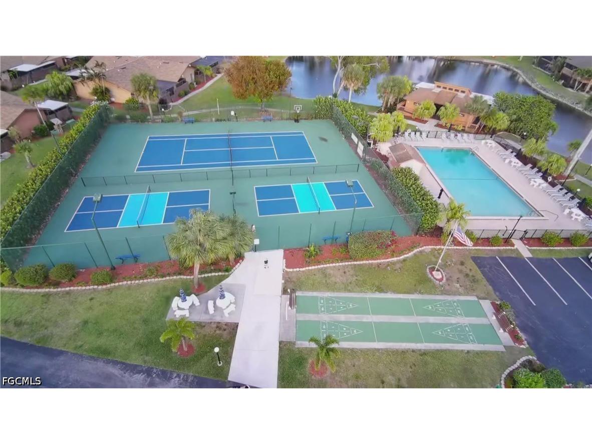 6491 Royal Woods Drive Fort Myers FL 33908 2026017155 image5