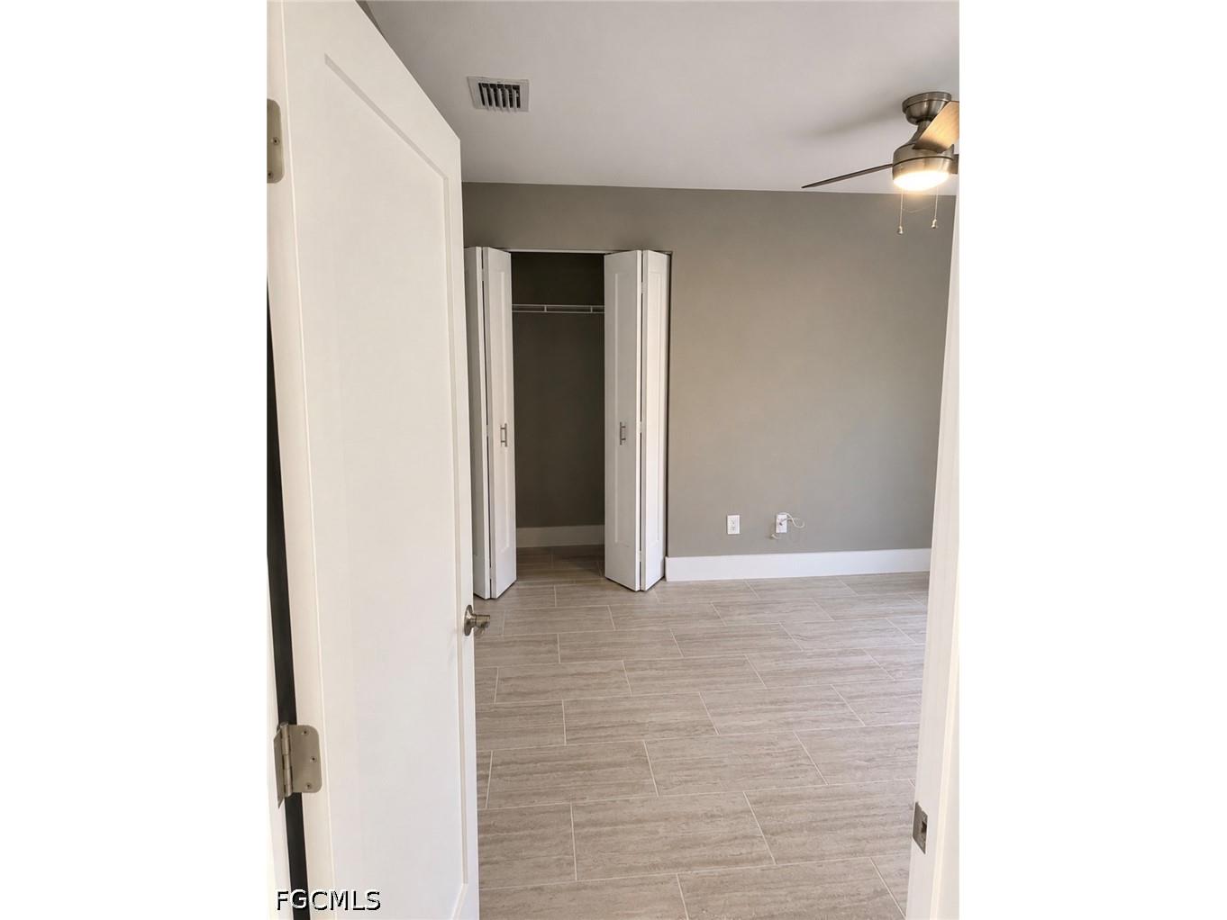 6491 Royal Woods Drive Fort Myers FL 33908 2026017155 image8