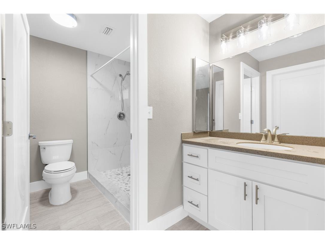 6491 Royal Woods Drive Fort Myers FL 33908 224057766 image17