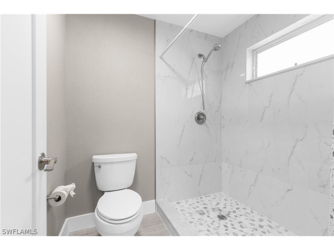 6491 Royal Woods Drive Fort Myers FL 33908 224057766 image18