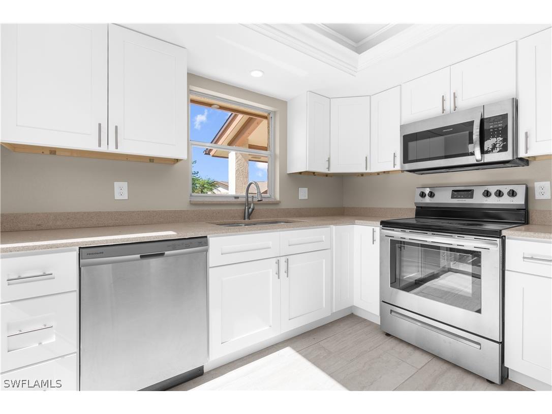 6491 Royal Woods Drive Fort Myers FL 33908 224057766 image25