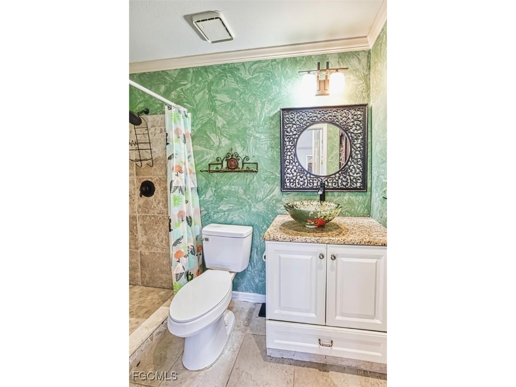 6494 Royal Woods Drive #2 Fort Myers FL 33908 2025007062 image16