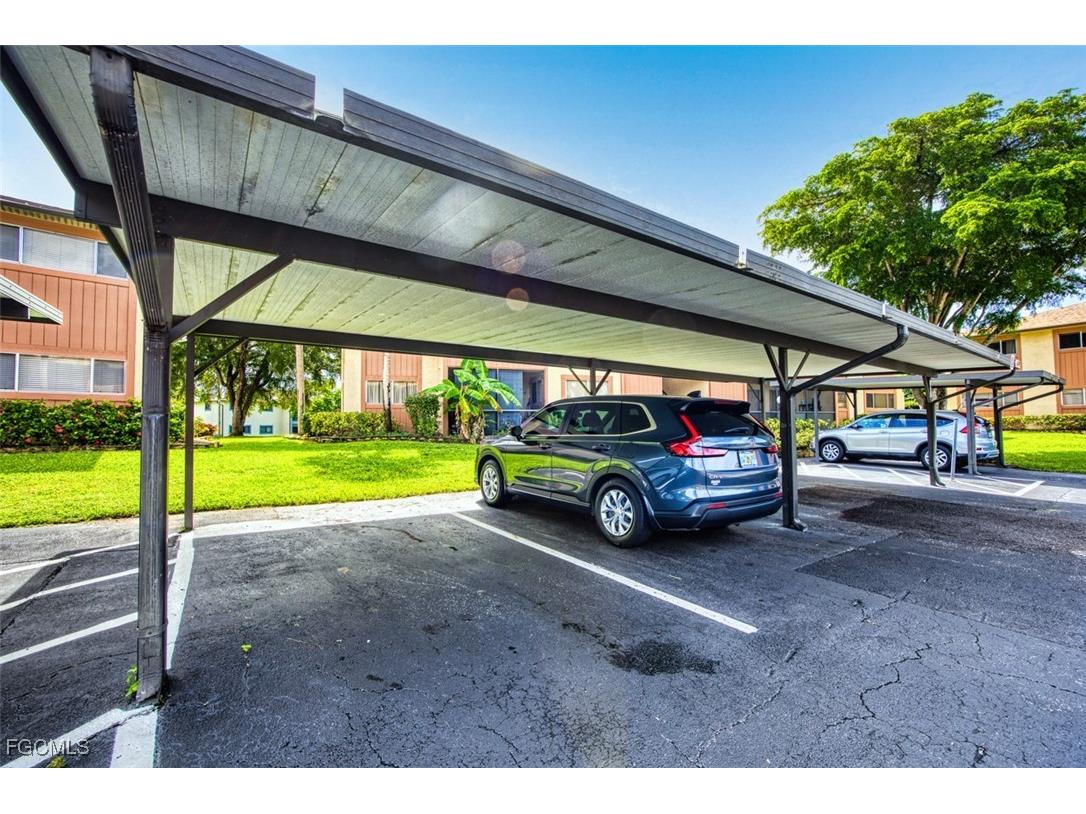 6494 Royal Woods Drive #2 Fort Myers FL 33908 2025007062 image28