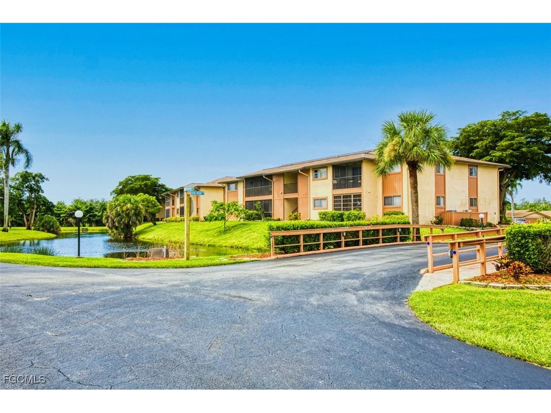 6494 Royal Woods Drive #2 Fort Myers FL 33908 2025007062 image29