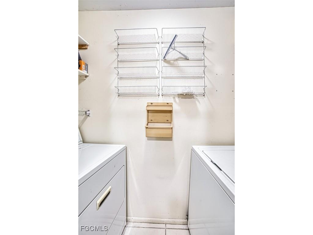 6494 Royal Woods Drive #2 Fort Myers FL 33908 2025007062 image9