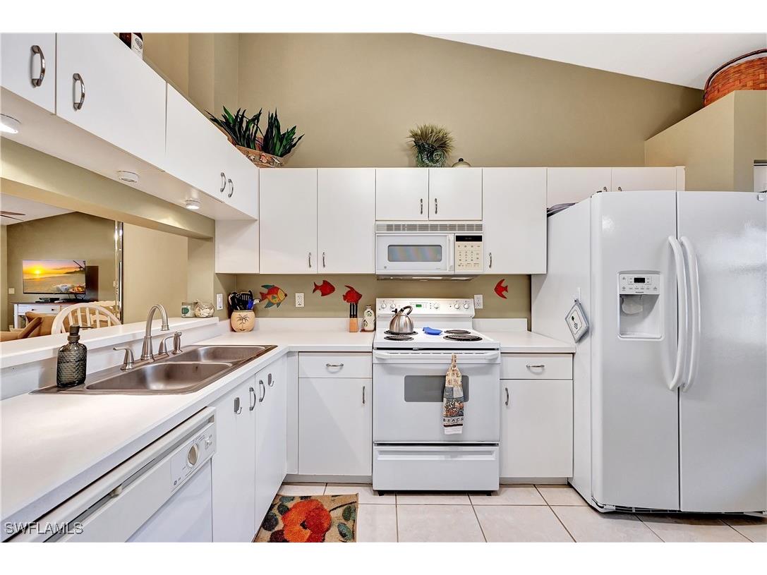 6496 Huntington Lakes Circle #201 Naples FL 34119 225070097 image11