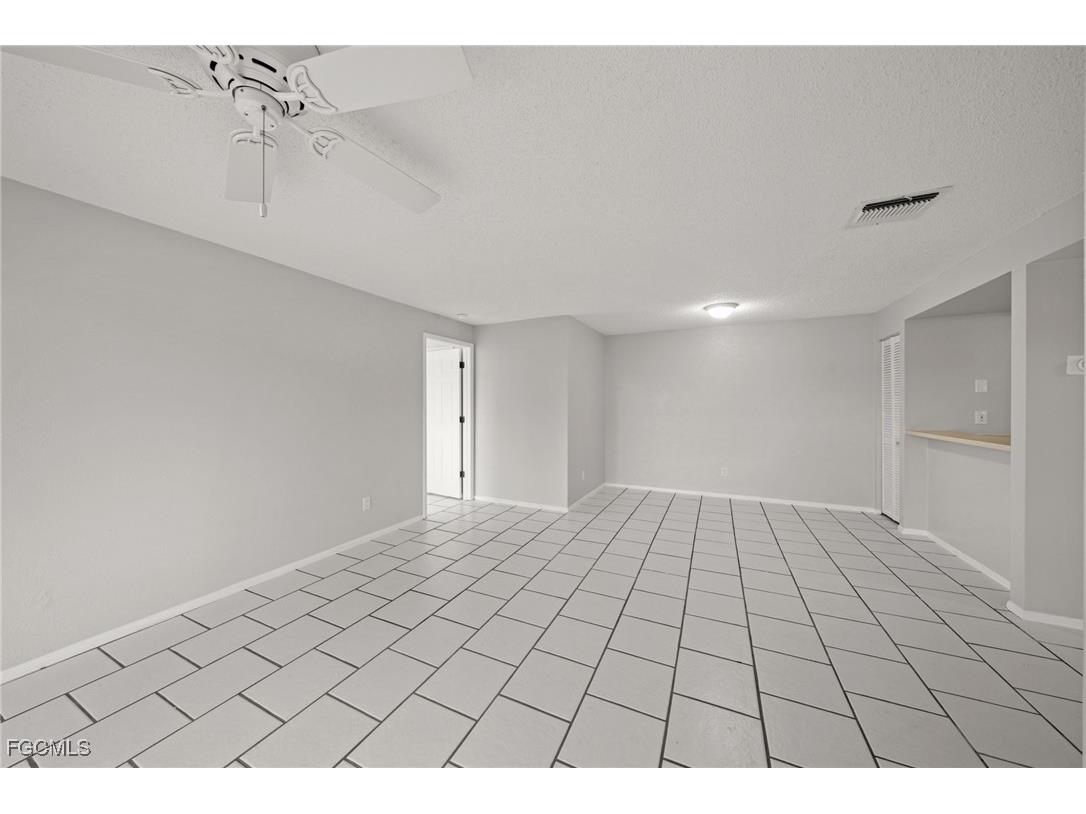 6496 Royal Woods Drive #1 Fort Myers FL 33908 2025005549 image6