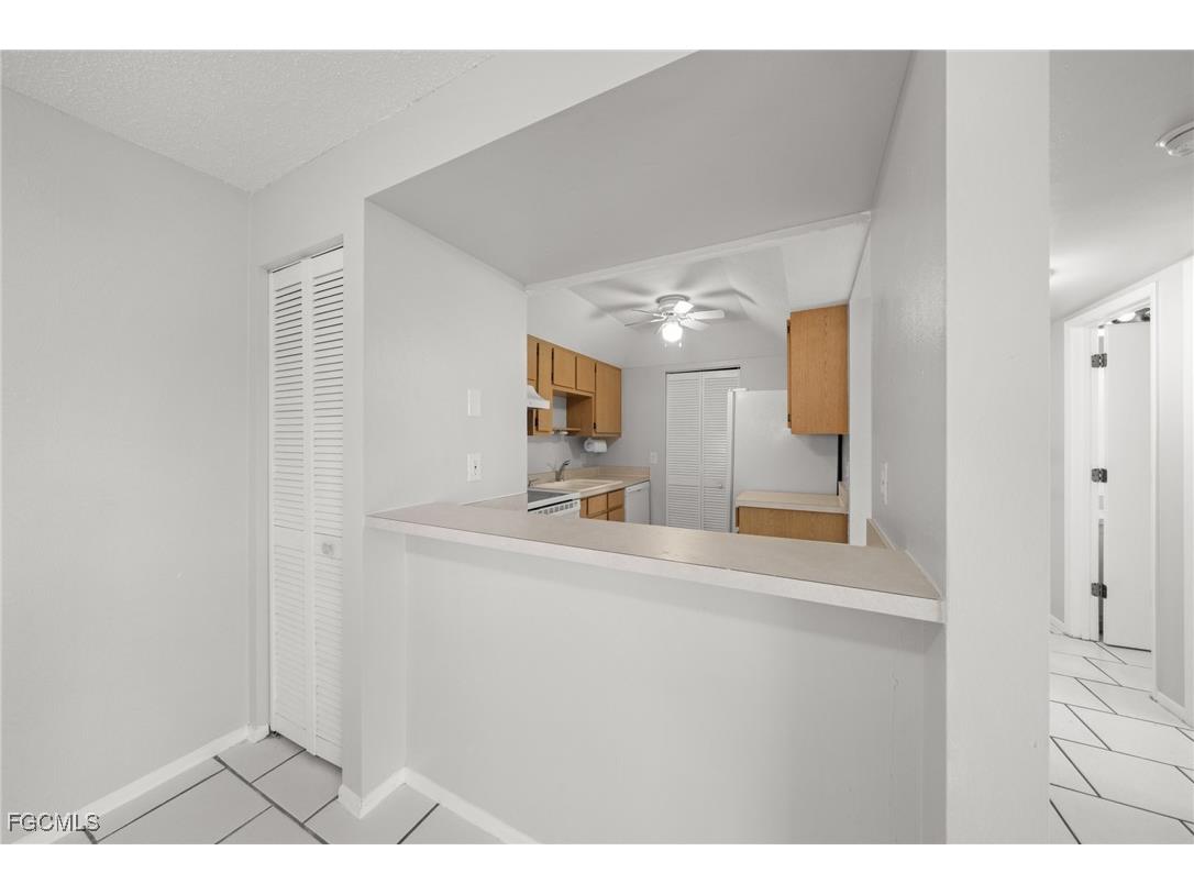 6496 Royal Woods Drive #1 Fort Myers FL 33908 2025005549 image9