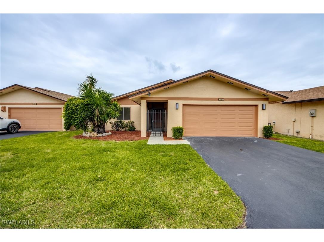 6497 Royal Woods Drive Fort Myers FL 33908 225060569 image1