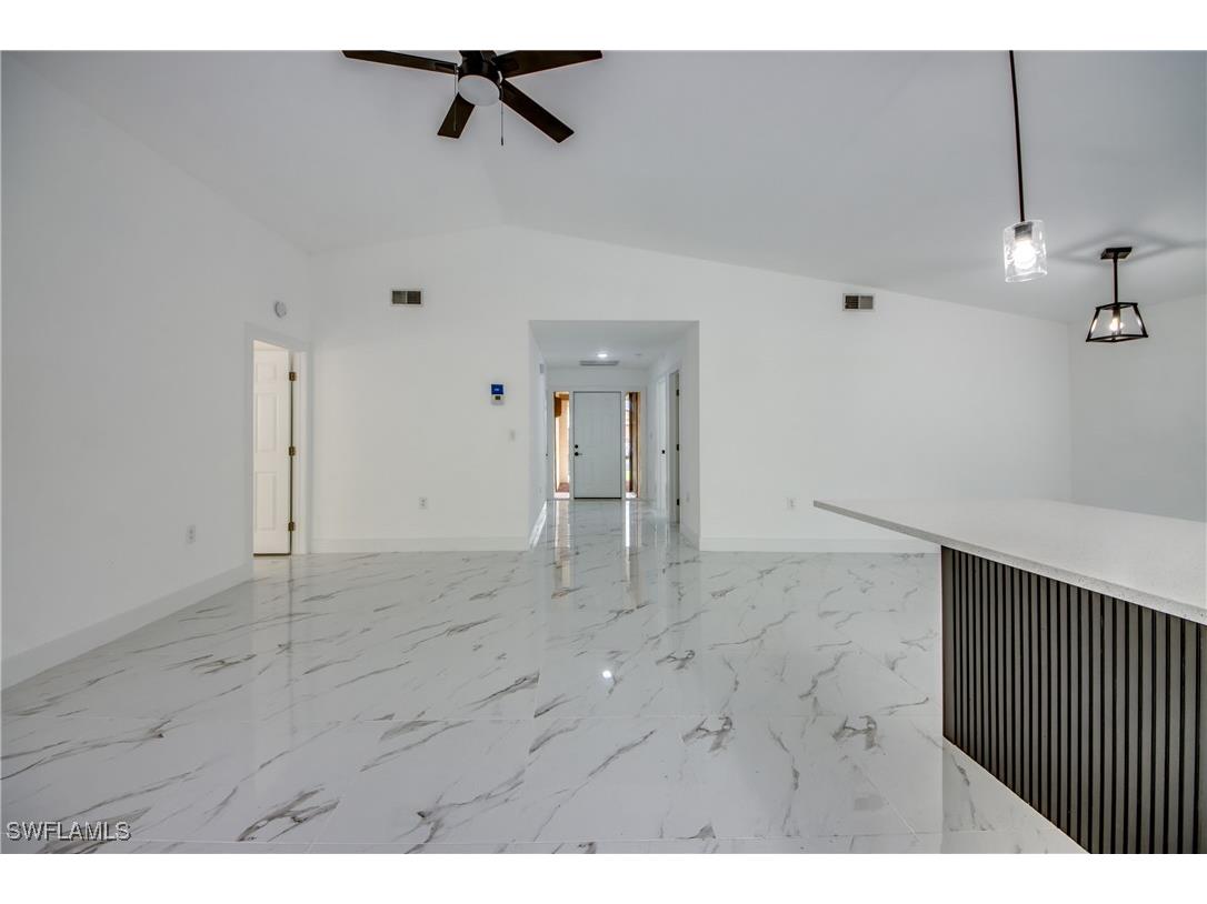 6497 Royal Woods Drive Fort Myers FL 33908 225060569 image10