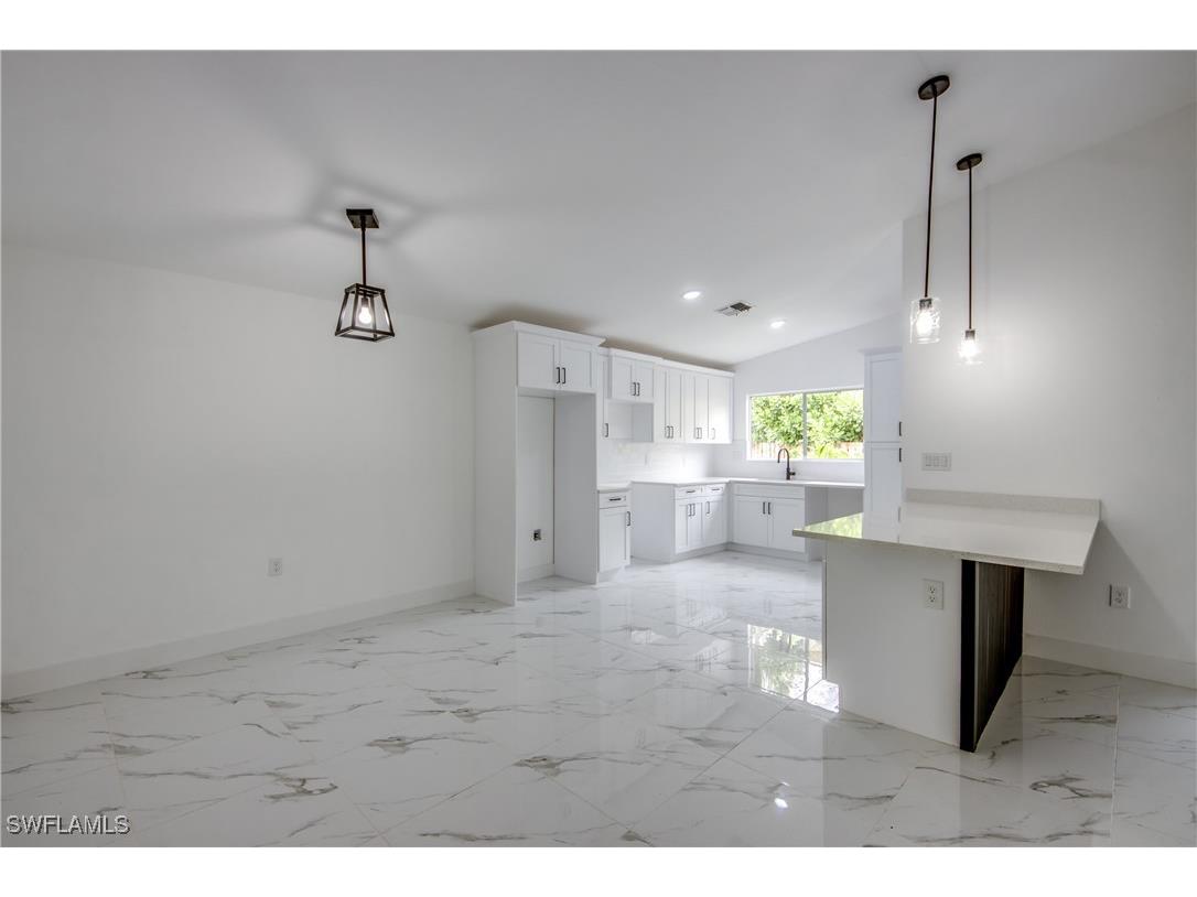 6497 Royal Woods Drive Fort Myers FL 33908 225060569 image13