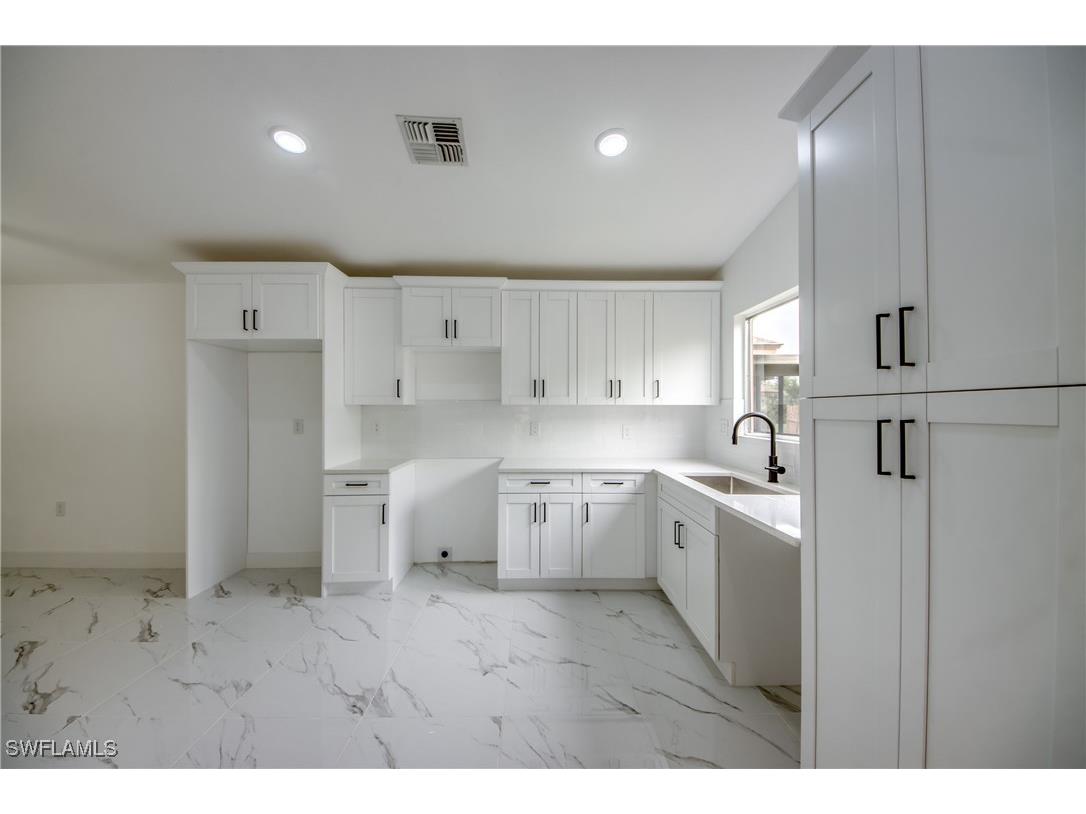 6497 Royal Woods Drive Fort Myers FL 33908 225060569 image26